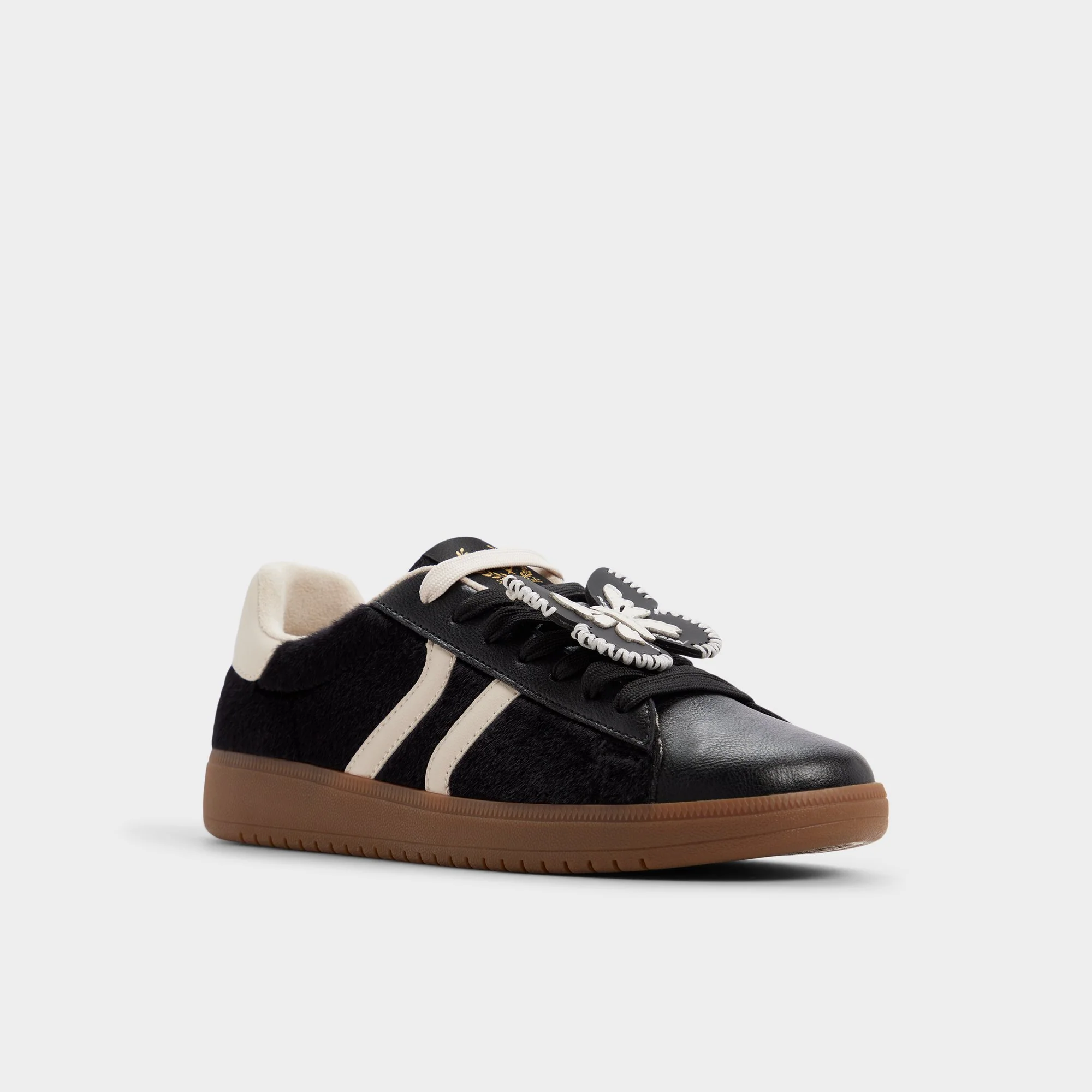 Chicsneaker2 - Image 4