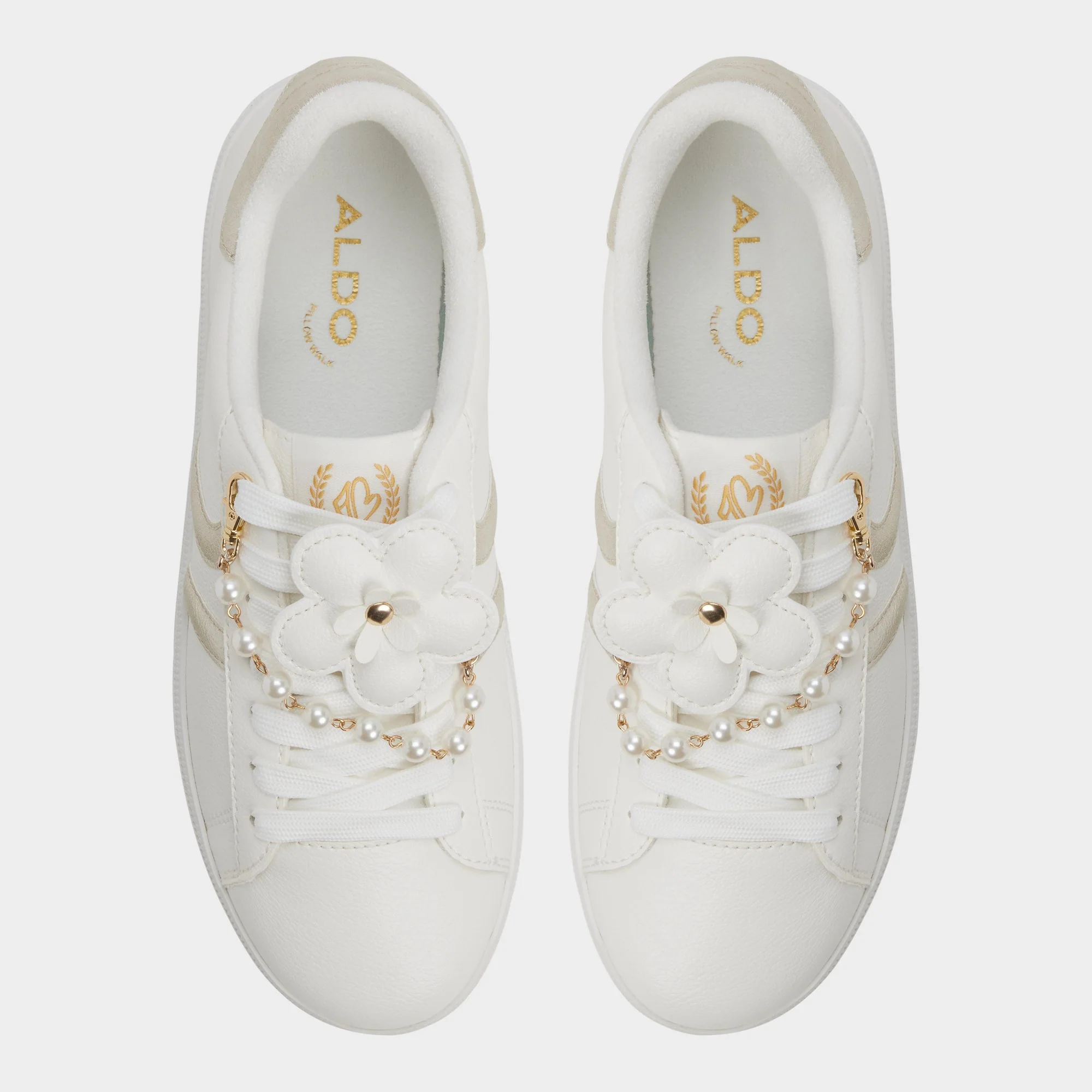 Chicsneaker2 - Image 6