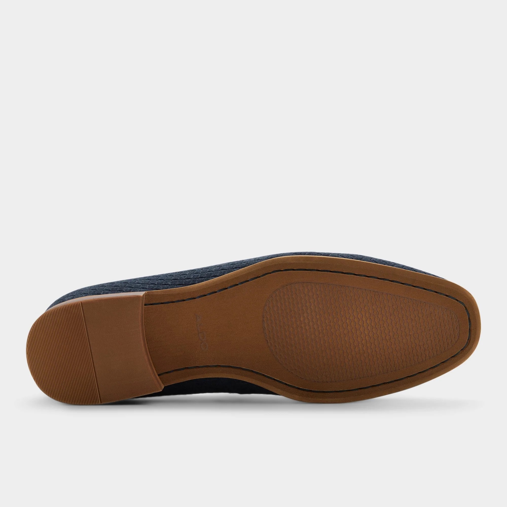 Giles - Image 7