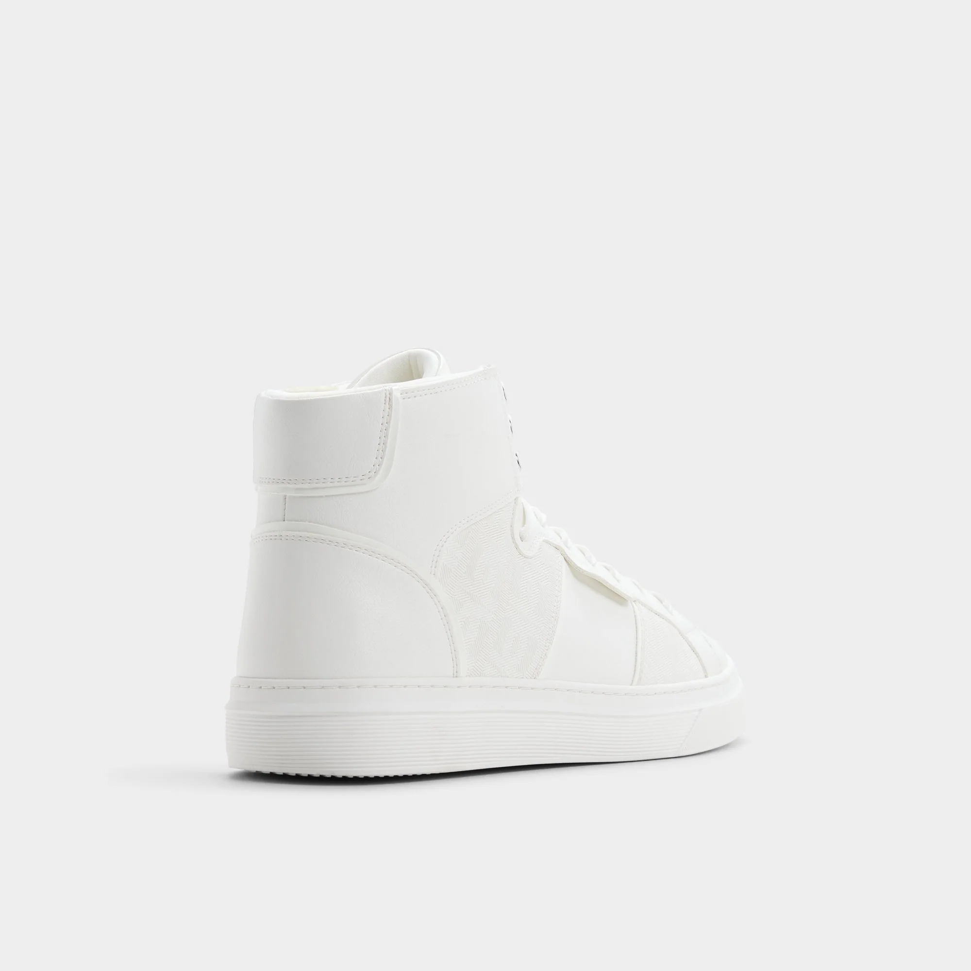 Jenner - Image 2