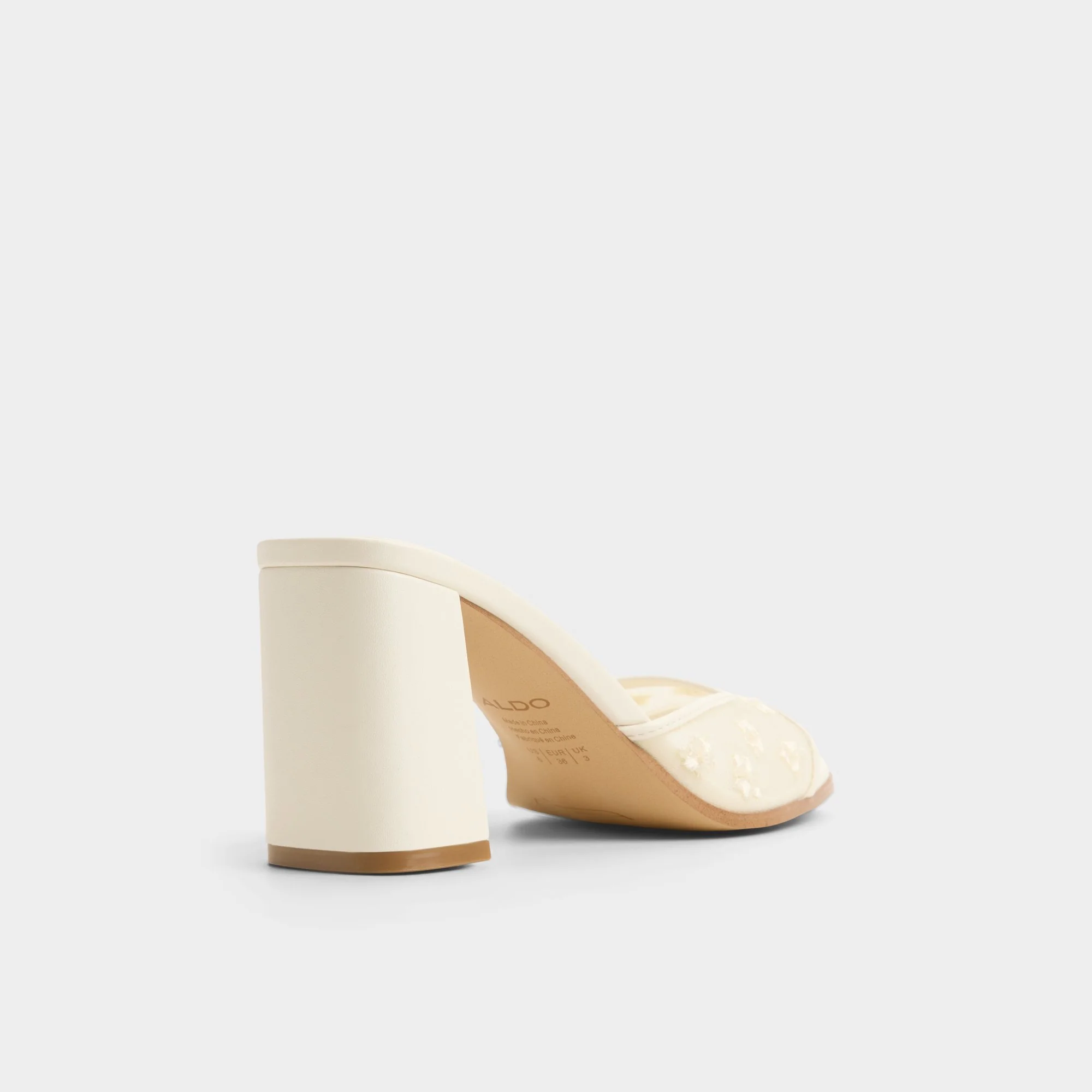 Lisarae - Image 2