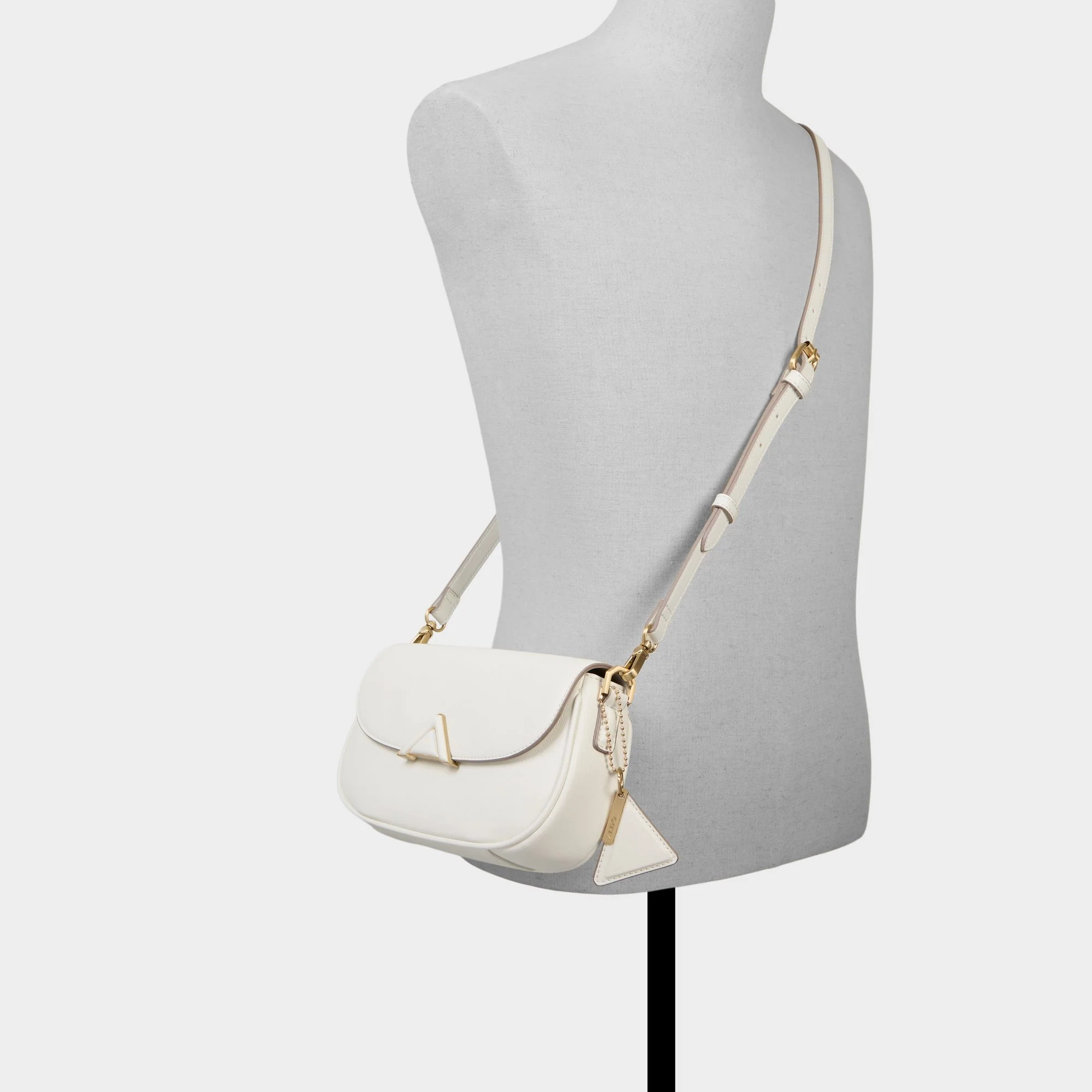 Luxeshoulder - Image 4