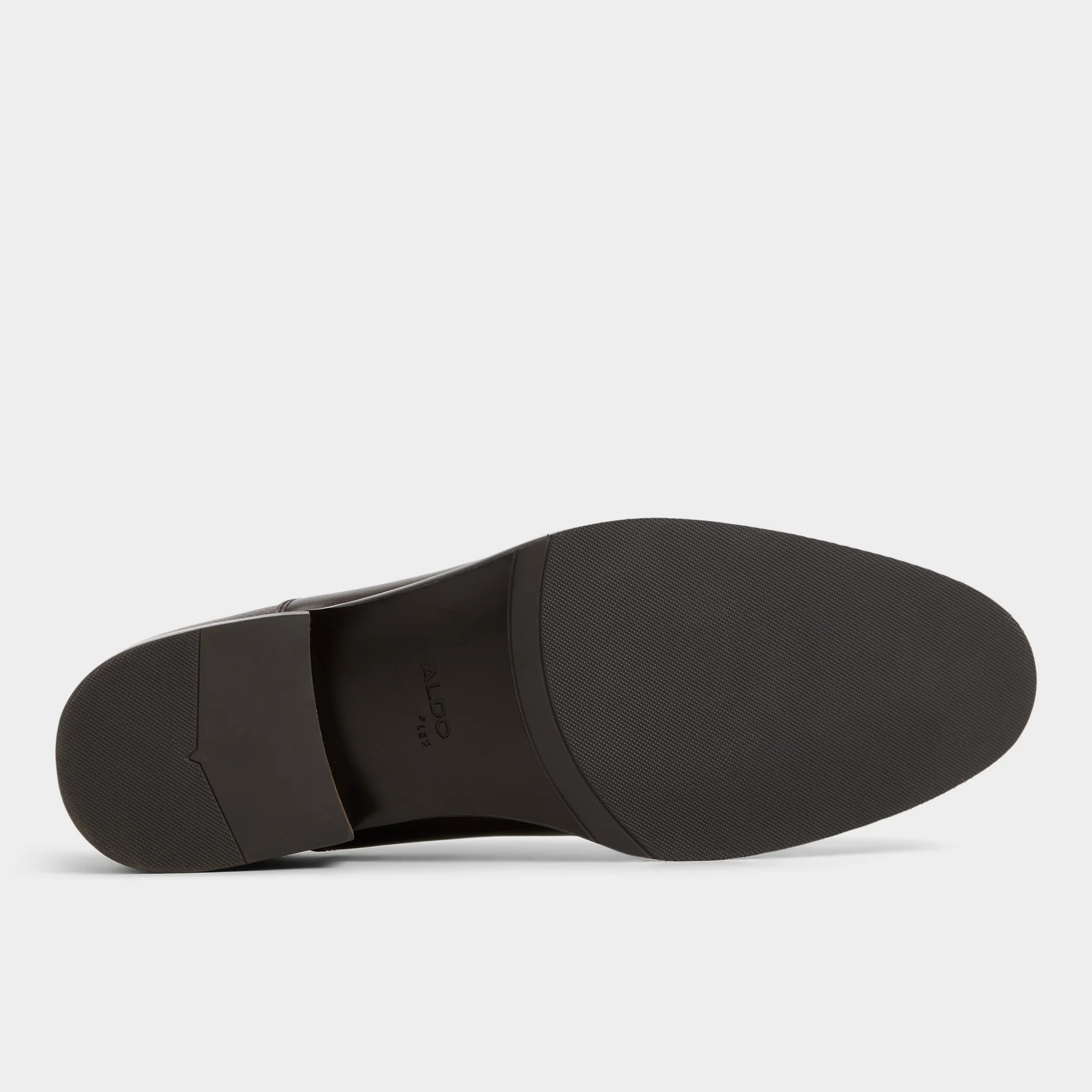Reece - Image 7