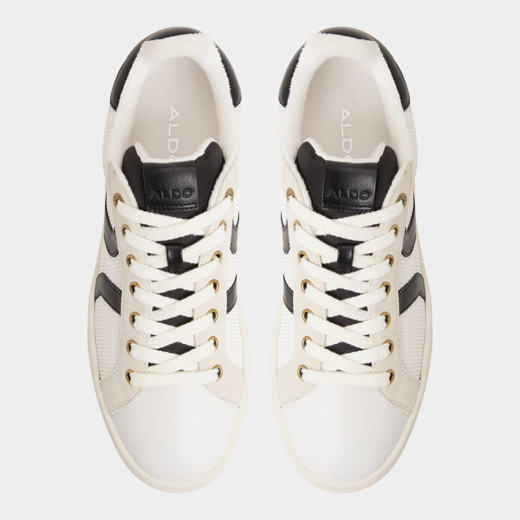 Retrokicks - Image 6